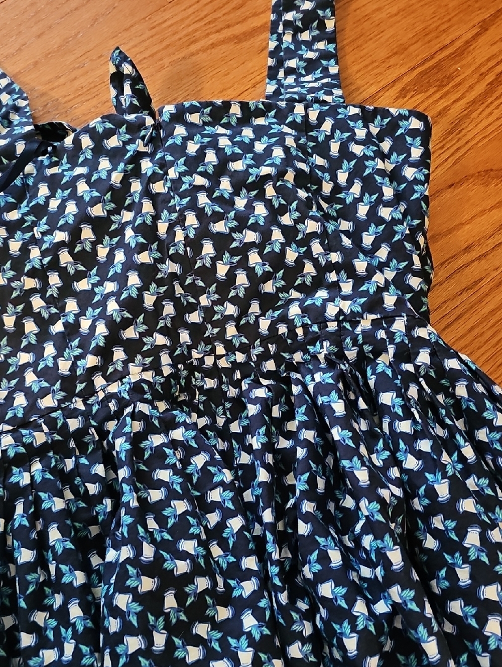 Vineyard Vines Kentucky Derby Theme Mint Julips Dress - Picture 4 of 4